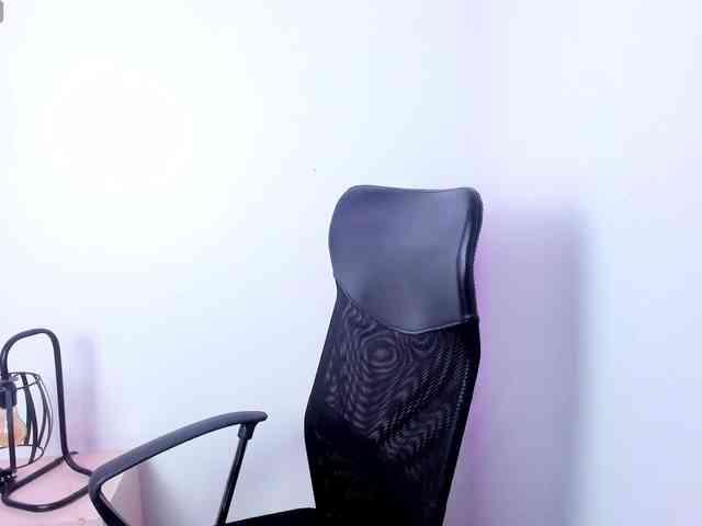 LunnaStarr webcam