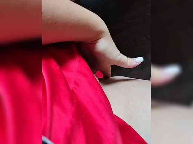 webcam strip Mr-and-Mrs