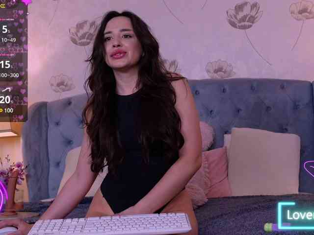 LeeaWinston webcam