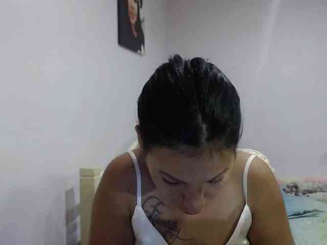 HotPanter01 webcam