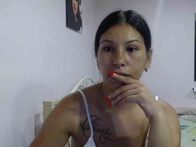 HotPanter01 webcam