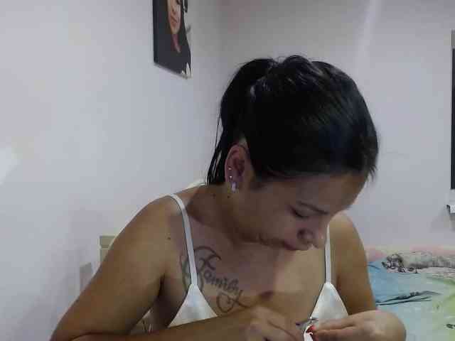 HotPanter01 webcam