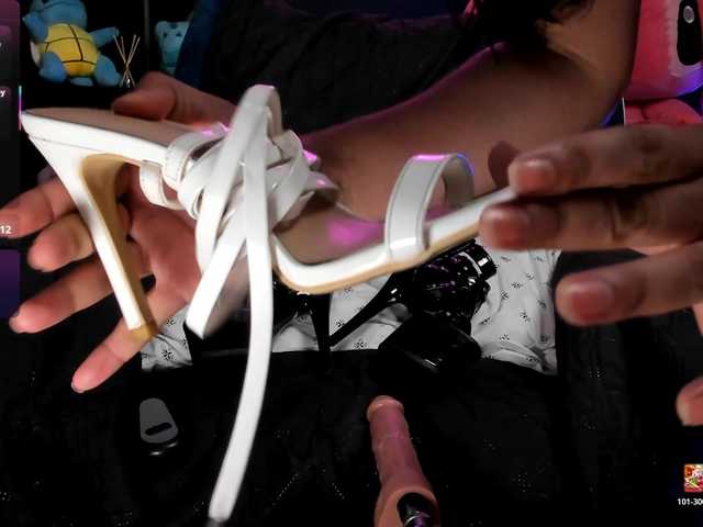 Emilyjhonson-1's BongaCams show and profile