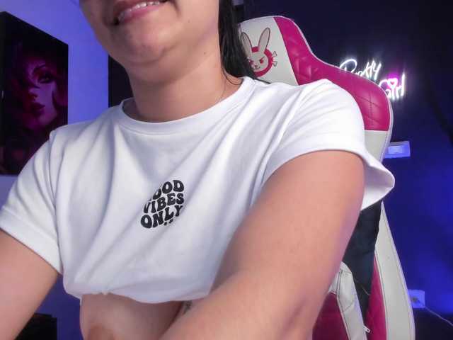 Emilyjhonson-1 preview