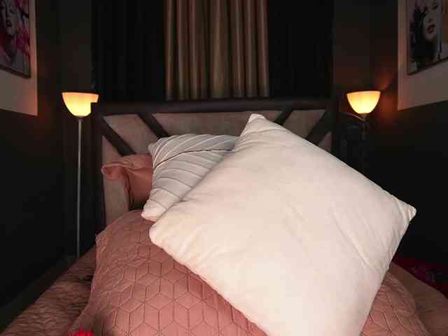 Emilyjhonson-1 Emilyjhonson-1