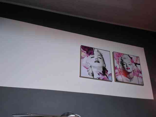 Emilyjhonson-1 Live Webcam on BongaCams
