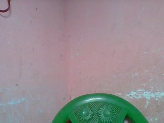 Elizahhh's Live Webcam