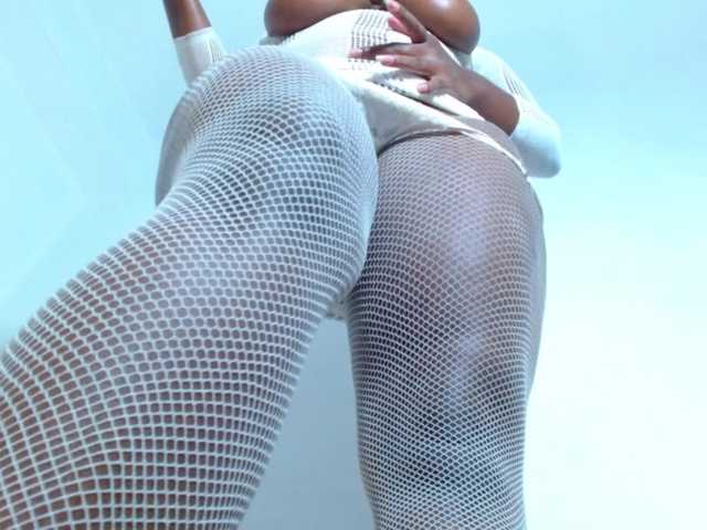 Emilyht webcam bongacams model stream image