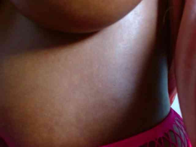 Emilyht webcam
