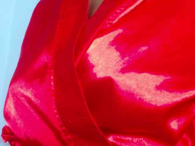 Emilyht Live Webcam on BongaCams