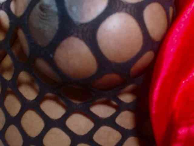 Emilyht Live Webcam on BongaCams