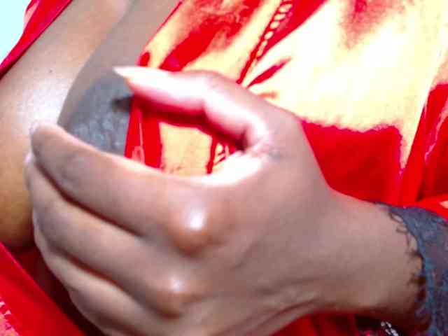 Emilyht Live Webcam on BongaCams