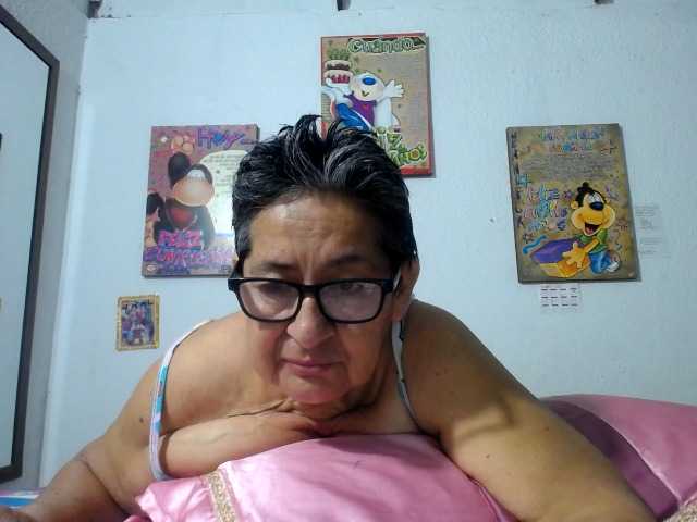 Preview of maturehornykinky