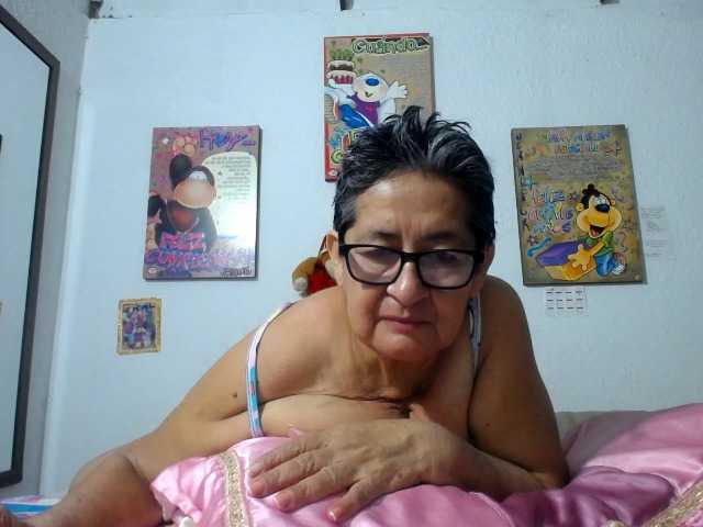 Preview of maturehornykinky