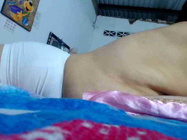 maturehornykinky webcam