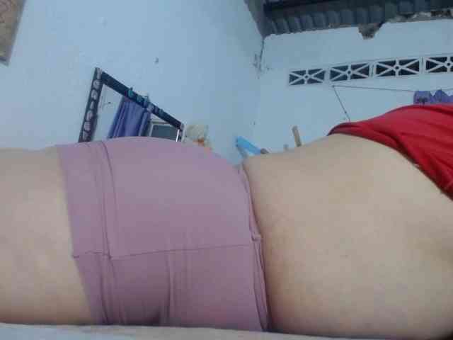 maturehornykinky webcam