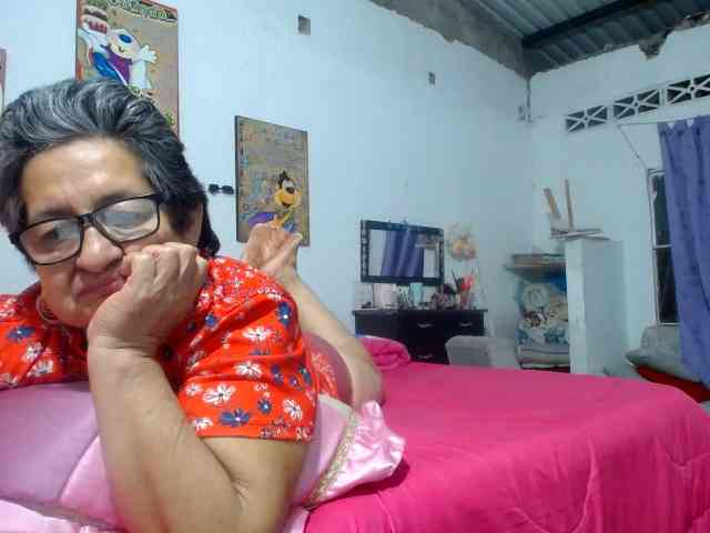 maturehornykinky webcam