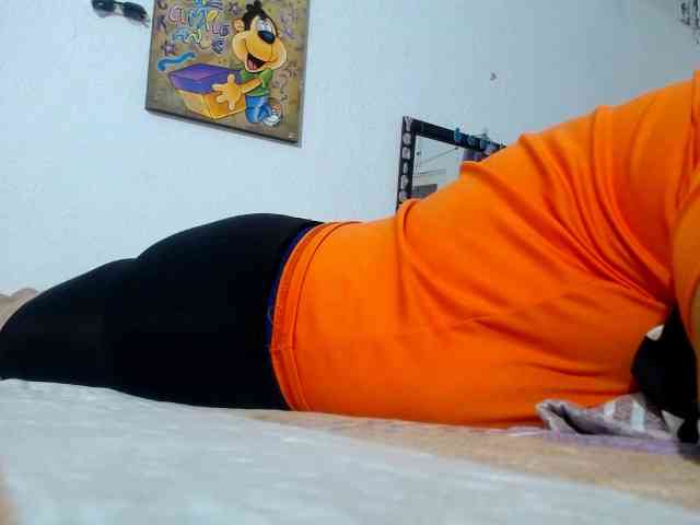 maturehornykinky webcam
