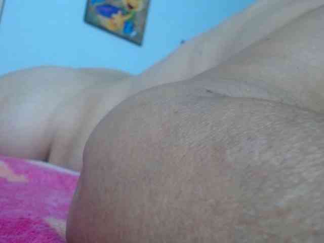 maturehornykinky webcam