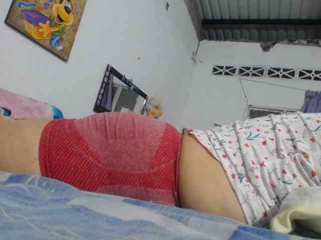 maturehornykinky webcam