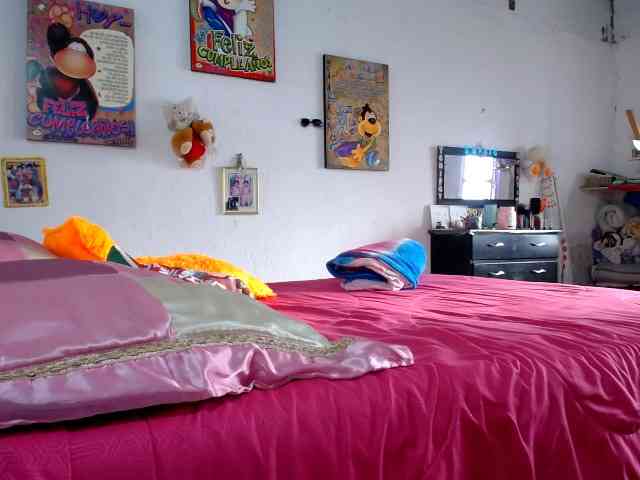 maturehornykinky webcam