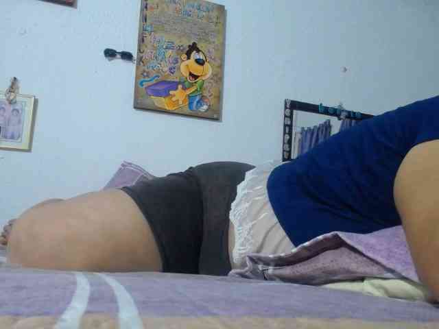 maturehornykinky webcam