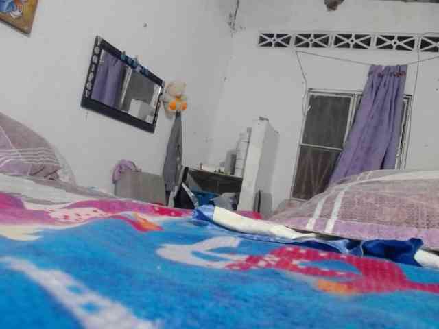 maturehornykinky webcam