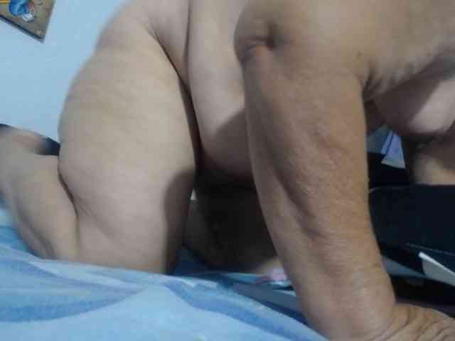 maturehornykinky webcam