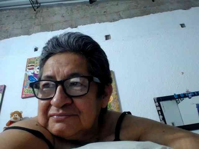 maturehornykinky webcam