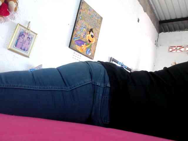 maturehornykinky webcam