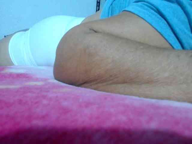 maturehornykinky webcam