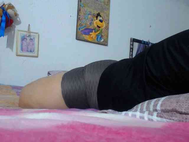 maturehornykinky webcam