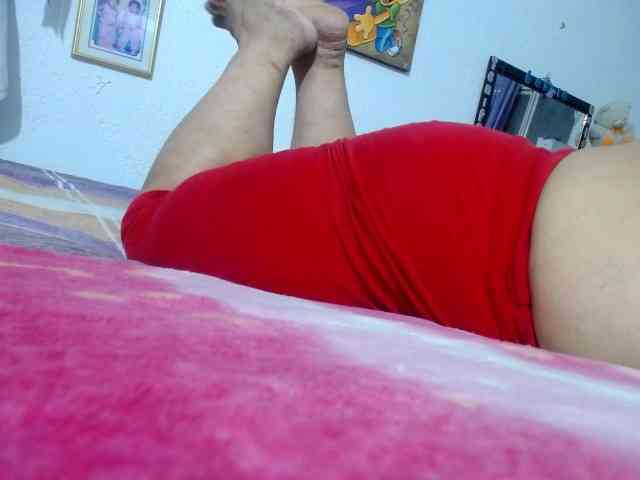 maturehornykinky webcam