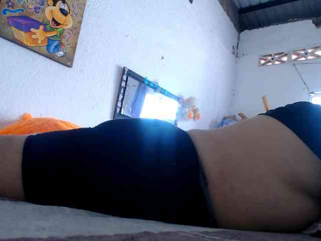 maturehornykinky webcam
