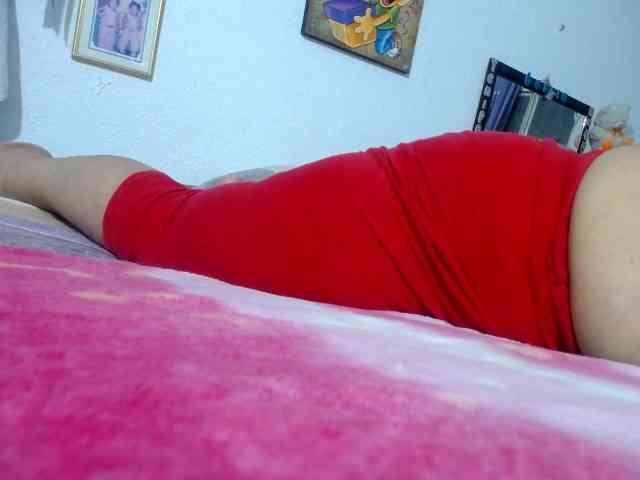 maturehornykinky webcam