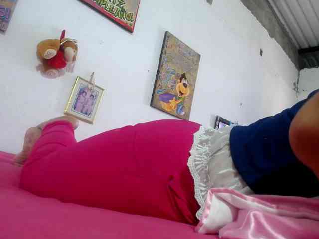 maturehornykinky webcam