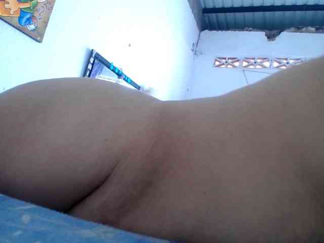 maturehornykinky webcam