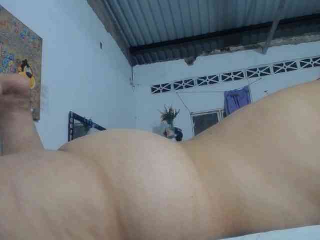 maturehornykinky webcam