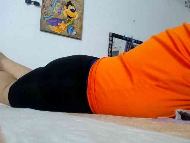 maturehornykinky webcam