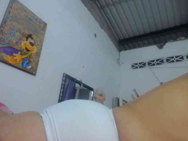 maturehornykinky webcam