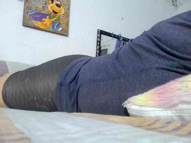 maturehornykinky webcam