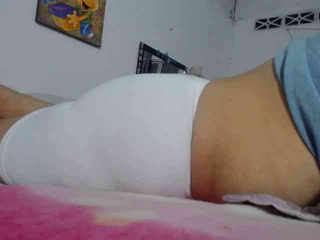 maturehornykinky webcam