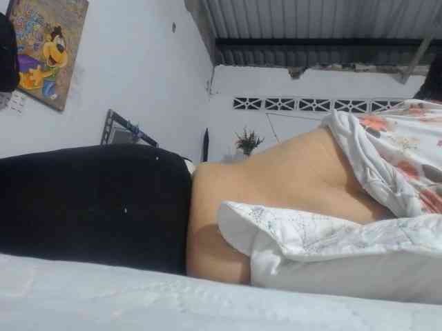 maturehornykinky webcam