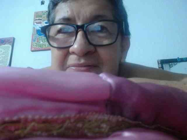 maturehornykinky webcam