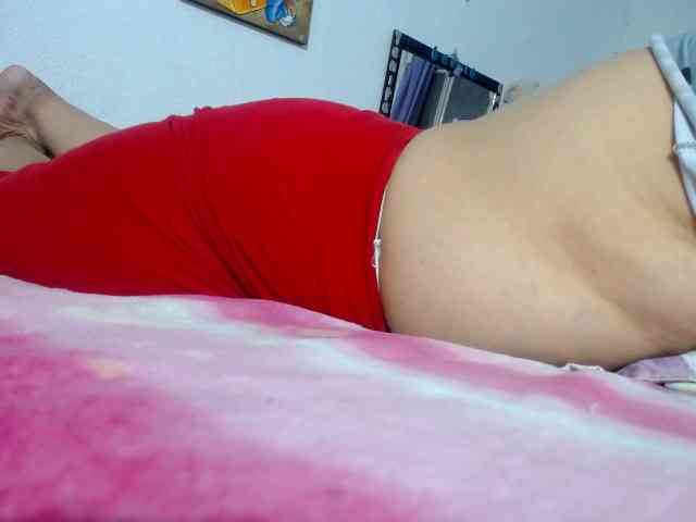 maturehornykinky webcam