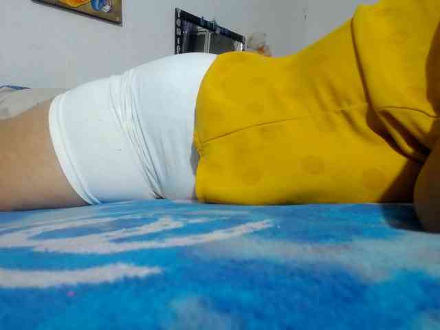 maturehornykinky webcam