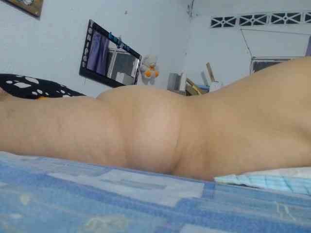 maturehornykinky webcam