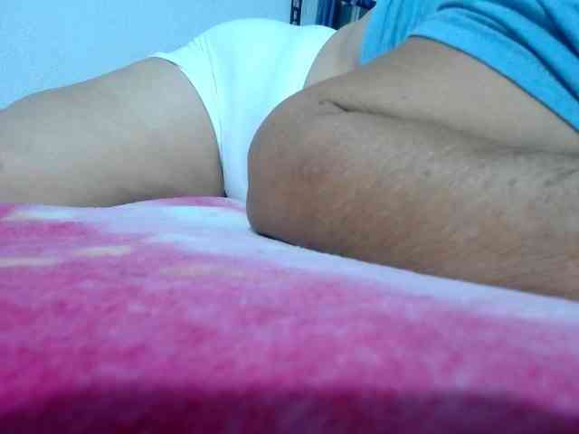 maturehornykinky webcam