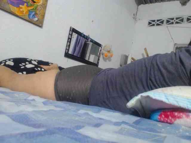 maturehornykinky webcam