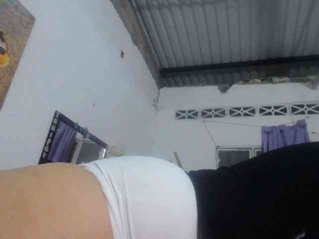 maturehornykinky webcam